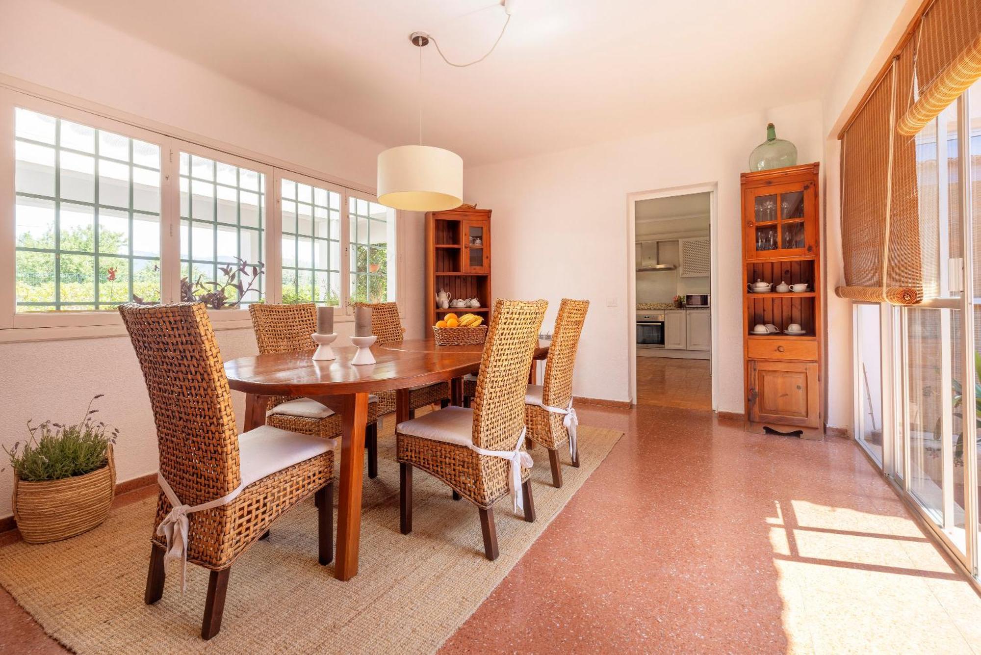 Ideal House For Two Families With Pool And Barbecue Plamanyola Eksteriør bilde