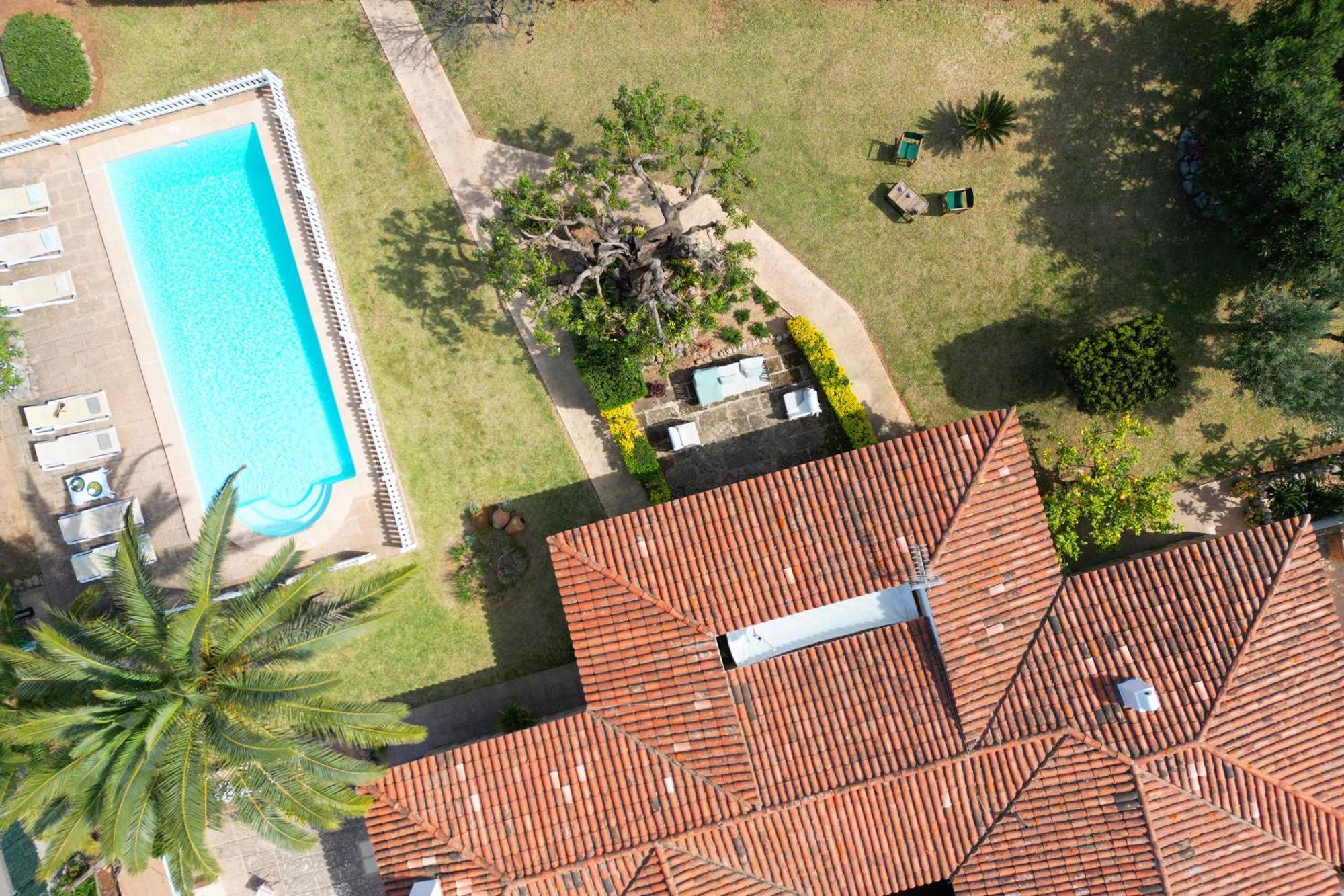 Ideal House For Two Families With Pool And Barbecue Plamanyola Eksteriør bilde
