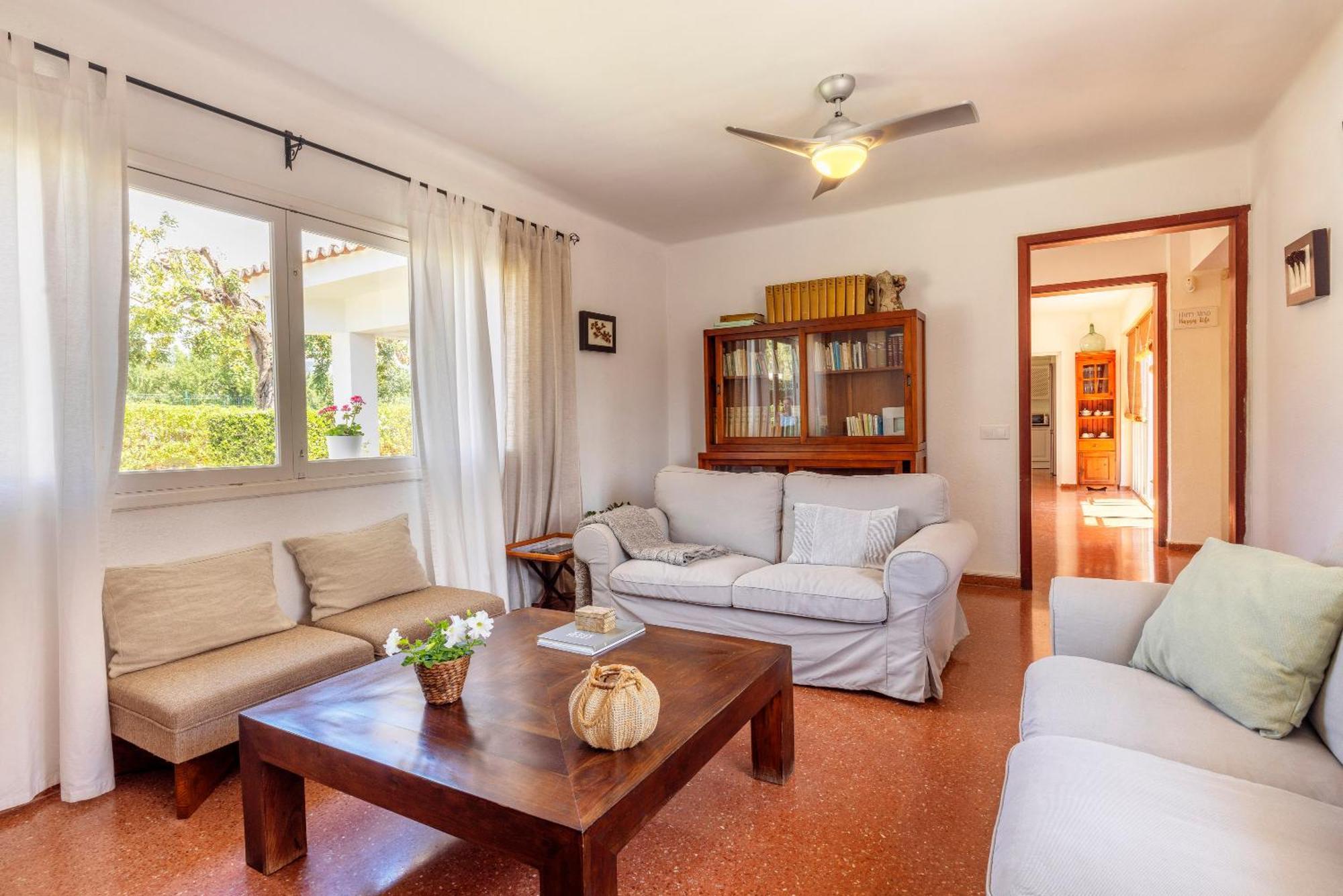 Ideal House For Two Families With Pool And Barbecue Plamanyola Eksteriør bilde