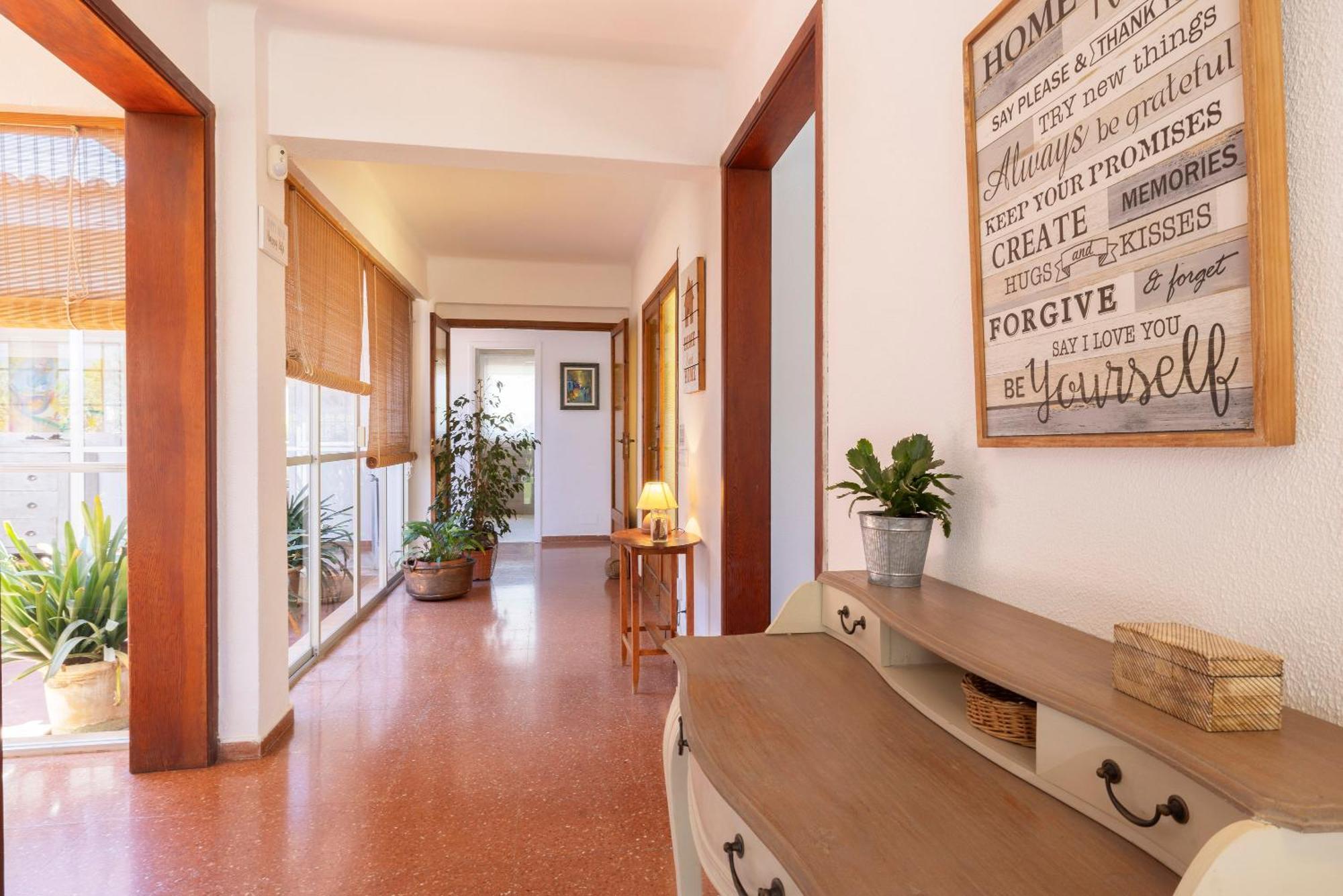 Ideal House For Two Families With Pool And Barbecue Plamanyola Eksteriør bilde